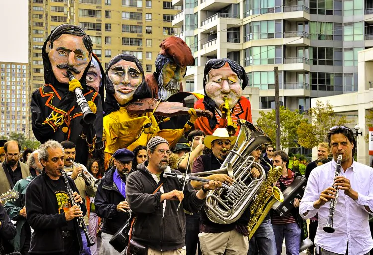 The Ashkenaz Parade attracts energetic attendees and exciting performers. The parade will take place on Monday, Sept. 3, at 4 p.m. (Courtesy of Harbourfront Centre)