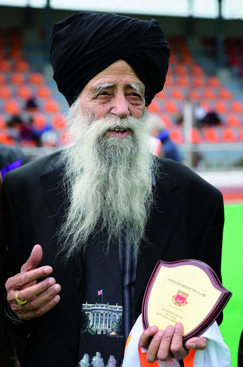 Fauja Singh at the Khalsa Sports Club presentation last Saturday Feb 4. (Bill Cox/The Epoch Times)
