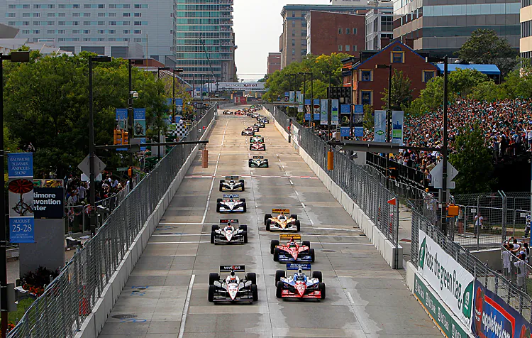 Will Power leads the field during the start of the 2011 IndyCar Baltimore Grand Prix. (Jonathan Ferrey/Getty Images)