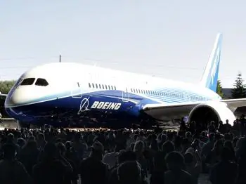 Boeing Dreamliner Finally Set For Take Off