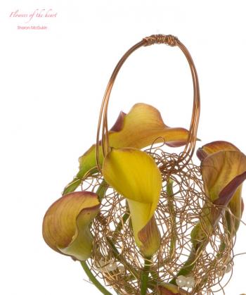 CALLA BASKET: A unique flower basket design. (Sharon McGukin) CALLA BASKET: A unique flower basket design. (Sharon McGukin)