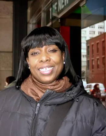 DOWN AND OUT, UP AND AT 'EM: Felicia Alleyne-Davis hit an all-time low when she lost her child to foster care because of her alcoholism. Her resilience and love for her child helped her to bounce back. She now works as a parent advocate with the agency that helped her, New Alternatives for Children, to help other parents with children in foster care. (Tara MacIsaacs/The Epoch Times)