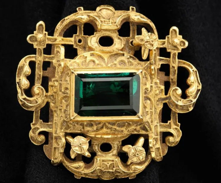 The emerald jewel of the lost Atocha treasure, discovered in a Spanish shipwreck. Estimate: $150,000 to $250,000. (Courtesy of Sotheby’s)