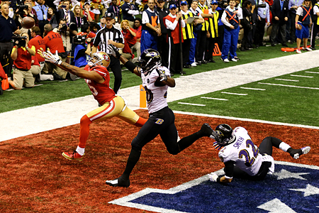 Michael Crabtree #15 of the San Francisco 49ers fails to make a catch in the end zone against Ed Reed #20 of the Baltimore Ravens late in the fourth quarter of Super Bowl XLVII. (Al Bello/Getty Images)