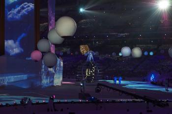 Maria Guleghina performs during the Closing Ceremony of the Vancouver 2010 Winter Olympics. (Mathew Little/The Epoch Times) Maria Guleghina performs during the Closing Ceremony of the Vancouver 2010 Winter Olympics. (Mathew Little/The Epoch Times)