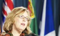 China Investment Deal in Canadian Oil Sands a Sell Out, Says Party Leader