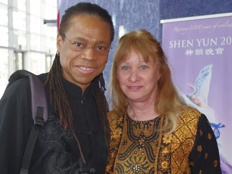 Dr. Vernon Barksdale and Dr. Louise Barksdale attend Shen Yun Performing Arts in Mesa on March 2. (Albert Roman/The Epoch Times)