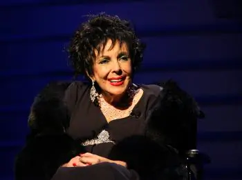 Elizabeth Taylor Releases Love Letters From Richard Burton