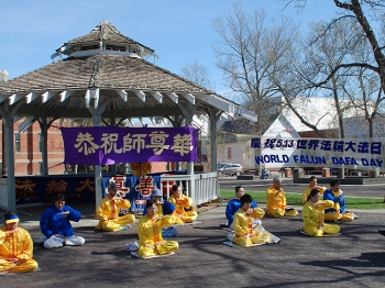 Edmonton Festivities Mark World Falun Dafa Day