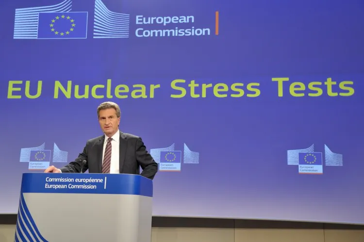 Press conference by Günther Oettinger, Member of the EC in charge of Energy on nuclear stress tests (European Commission)