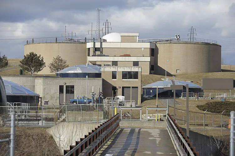 Methane gas storage tanks. By 2006, the plant produced 40 percent of its own power. (Courtesy of ARCADIS)