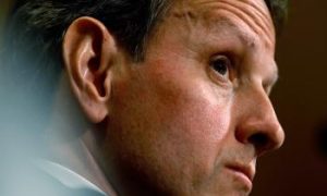 Geithner Encourages Fee on Banks