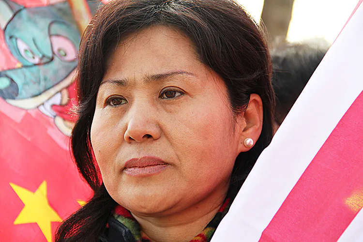 Geng He, wife of disappeared Chinese human rights lawyer Gao Zhisheng, seen at a rally in Washington, D.C. on Feb. 14, 2012. Geng He recently appealed to the Obama administration to help her imprisoned husband. (Shar Adams/The Epoch Times)