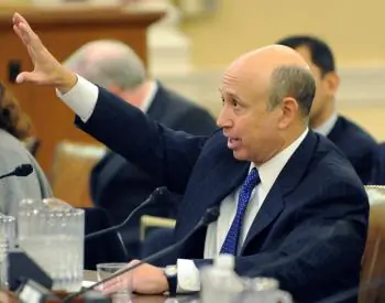 Wall St. Execs Get Stock Bonuses in Show of Restraint