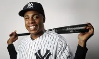 Curtis Granderson injured