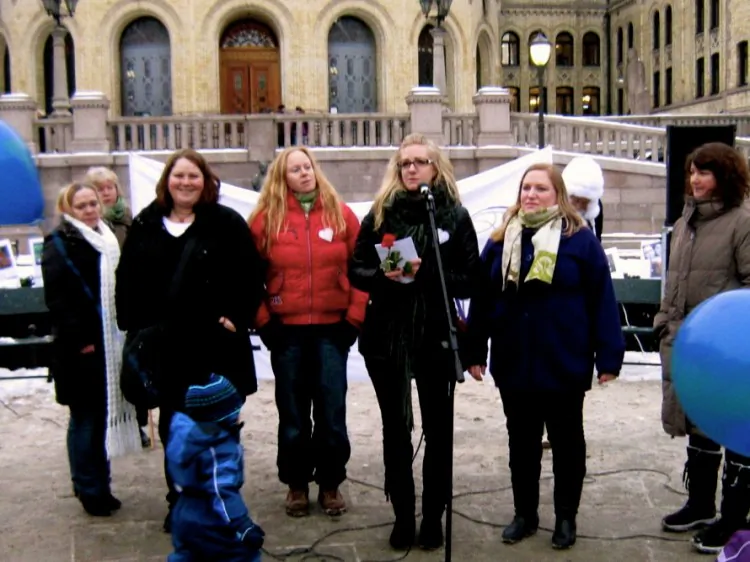 The board of the Norwegian nongovernmental organization Grenselos Kjaerlighet (Love Without Borders) at a demonstration on Valentine's Day in Oslo in 2012. (Courtesy of Grenselos Kjaerlighet)