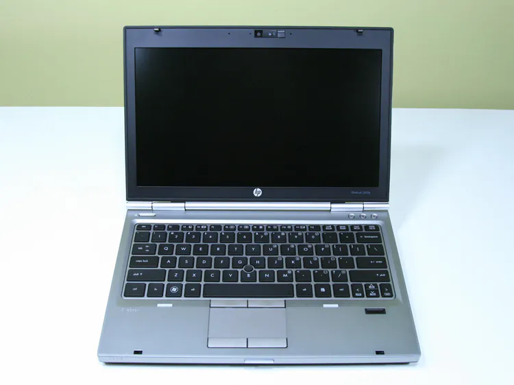 The docking station offers more ports for the HP Elitebook 2560p, and costs an additional $149. (Andrea Hayley/The Epoch Times)