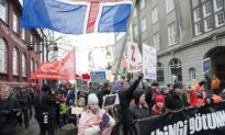 Icelanders Soundly Reject Plan to Pay Back $5.3 billion Bank Debt