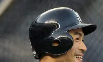 Ichiro Suzuki Expected to Re-Sign With Yankees