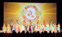 Chinese Student Greatly Moved by Shen Yun