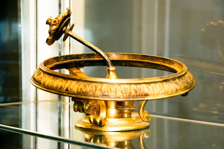 One of the gold-plated fixtures from the grand staircase of the Titanic once strung with crystal beads, as part of a collection of artifacts on April 11. (Calvin He/The Epoch Times)"][/caption]NEW YORK—Exactly one century after the famous luxury liner’s maiden voyage on April 11, 1912, the Titanic’s artifacts will be auctioned on April 11, 2012. The complete collection of artifacts, around 5,500 items, will for the first time depart from the care of RMS Titanic Inc., in an unprecedented auction.  The auction will include the entire array of artifacts as one collection. The collection was on display Thursday at the Intrepid Sea, Air, & Space Museum, and includes coins, watches, a vest with buttons still intact, and even a mammoth 17-ton portion of the ship’s hull—dubbed “The Big Piece.” A 2007 appraisal of the collection—including intangible assets such as video of diving exhibitions—valued it at a whopping $189 million, making this auction one of the most anticipated ever.  “By any standards, this is one of the most important, significant auctions in history," said Arlan Ettinger, president of Guernsey’s Auction House, the host of the auction. "The whole world knows the Titanic. It’s very meaningful.”  [gallery link="file" columns="2" orderby="rand" exclude="173412