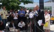 Some Chinatown Buses Shut Down by Federal Authorities