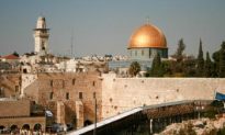 Israel Journal: A Wall in Jerusalem’s Heart