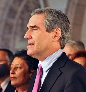 Liberal leader Michael Ignatieff talks to reporters in the foyer of the House of Commons after his motion finding the government in contempt of Parliament passed moments before. (Matthew Little/The Epoch Times) Liberal leader Michael Ignatieff talks to reporters in the foyer of the House of Commons after his motion finding the government in contempt of Parliament passed moments before. (Matthew Little/The Epoch Times)