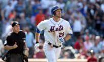 Davis Hits Walkoff Home Run in Mets Win
