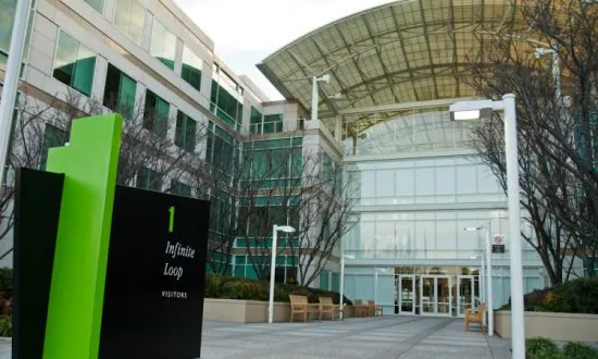 Apple Leads Global PC Shipment Plunge With 40 Percent Tumble