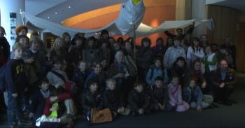 Jane Goodall together with children from different schools in Brussels gather in European Parliament (Nico Bijnens/The Epoch Times) Jane Goodall together with children from different schools in Brussels gather in European Parliament (Nico Bijnens/The Epoch Times)