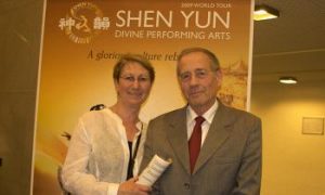 Orchestra Member: 'Chinese and Western instruments were combined into one unified whole'