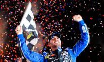 Jimmie Johnson Wins at Texas