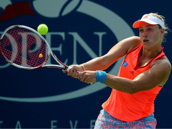 Angelique Kerber returns a shot to Monica Niculescu during Day Seven of the 2011 US Open at the USTA Billie Jean King National Tennis Center in the FlushingNew York. (Patrick McDermott/Getty Images)