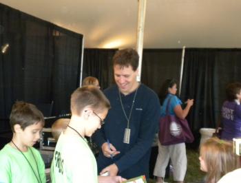 CHILDREN'S WRITER: Author Jeff Kinney autographs his book, Diary of a Wimpy Kid: The Last Straw, for his many young fans. He participated as one of the best-selling authors in the 2009 National Book Festival on Sept. 26 in Washington, D.C. (Gary Feuerberg/The Epoch Times) CHILDREN'S WRITER: Author Jeff Kinney autographs his book, Diary of a Wimpy Kid: The Last Straw, for his many young fans. He participated as one of the best-selling authors in the 2009 National Book Festival on Sept. 26 in Washington, D.C. (Gary Feuerberg/The Epoch Times)