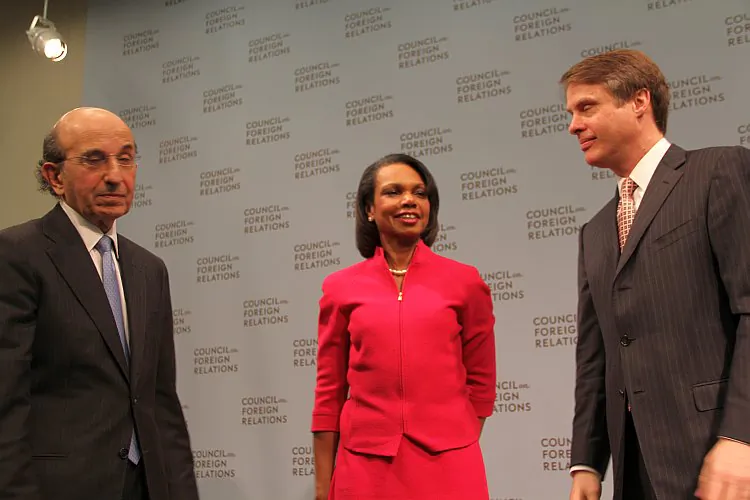 (L to R) Joel Klein, CEO of education at News Corporation, with former Secretary of State Condoleezza Rice and Terry Moran, anchor for Nightline, at the launch of a report identifying failings in U.S. education as a national security risk. (Shar Adams/The Epoch Times)