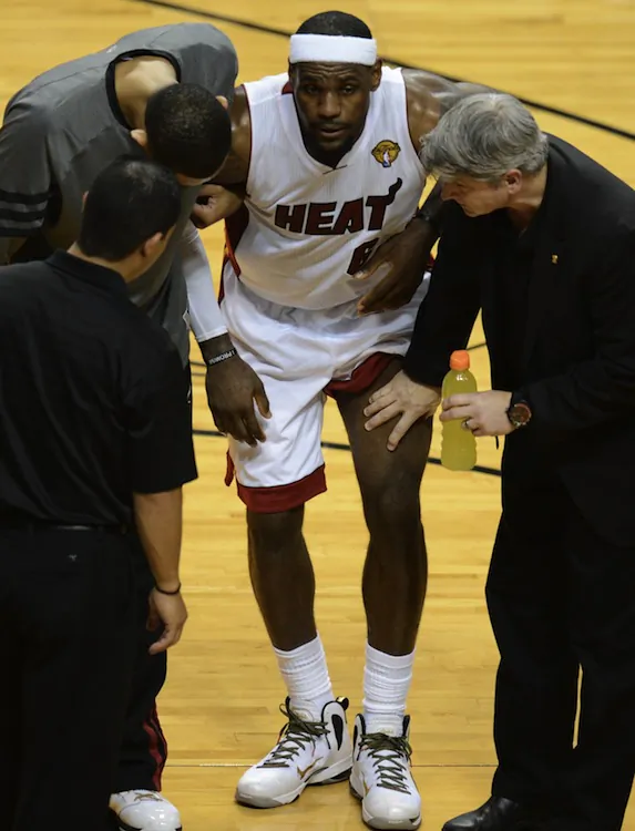LeBron James said he is sore from leg cramps in Game 4.( Don Emmert/AFP/GettyImages)