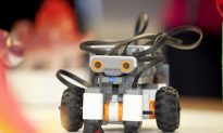 Computer Science Students Hold Lego Robot Tournament
