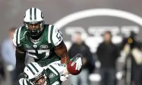 Jets’ Safety Jim Leonhard Out For Season