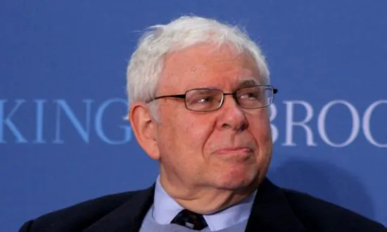 Constitutional Critic Not Reverent to US Constitution