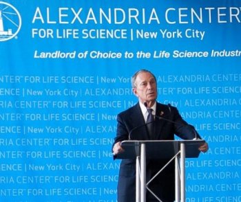 Mayor Michael Bloomberg helps to unveil the Alexandria Center for Life Science, calling it a jewel in the city's crown. (The Epoch Times) Mayor Michael Bloomberg helps to unveil the Alexandria Center for Life Science, calling it a jewel in the city's crown. (The Epoch Times)