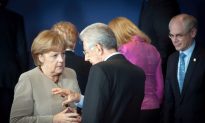 Divided Europe Discusses Deeper Integration at Summit