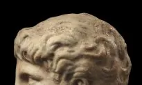 Art Fair Brings Together the Ancient and the Modern
