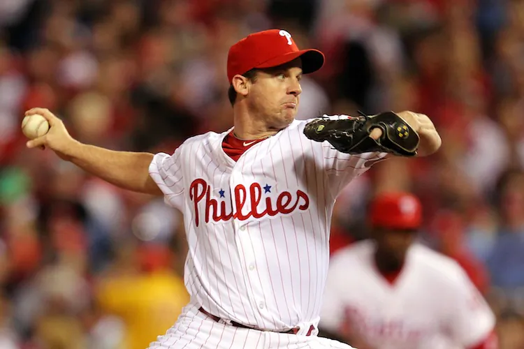 Roy Oswalt has pitched in the National League his whole career (11 years) until now. (Al Bello/Getty Images)