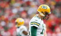 Packers Undefeated Season Ended by Chiefs