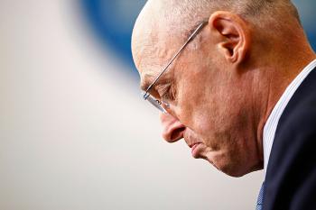 THE TREASURY CHIEF: Former Treasury Sec. Henry Paulson spoke to the media at the White House in Washington on Sept. 15, 2008 regarding the financial crisis. The Dow dropped 270 points by midday on Sept. 15, as traders questioned why the U.S. government di (Chip Somodevilla/Getty Images) THE TREASURY CHIEF: Former Treasury Sec. Henry Paulson spoke to the media at the White House in Washington on Sept. 15, 2008 regarding the financial crisis. The Dow dropped 270 points by midday on Sept. 15, as traders questioned why the U.S. government di (Chip Somodevilla/Getty Images)