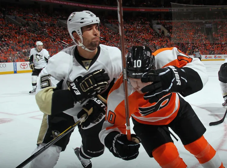 Facing elimination on Wednesday, the Pittsburgh Penguins crushed the Philadelphia Flyers in Philadelphia 10-3 after giving up 8 goals in games two and three. (Bruce Bennett/Getty Images)