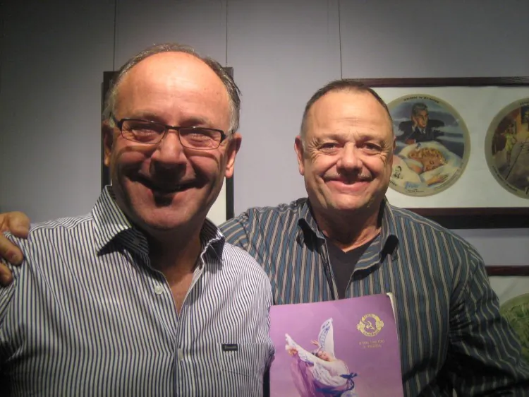 Peter Carniglia (L), owner of Carniglia Construction, Inc., and his cousin Alex Ford attend Shen Yun Performing Arts in Thousand Oaks, CA on Jan. 23, 2013. (The Epoch Times)