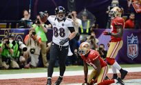 Super Bowl XLVII : Ravens Head Into Halftime up 21–6