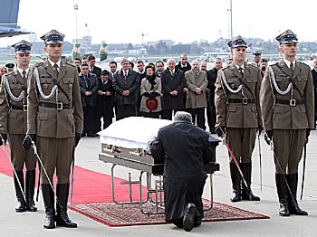Jaroslaw Kaczynski, the twin brother of Polish President Lech Kaczynski prays by the coffin of his brother at Warsaw's airport on April 11, 2010. (Joe Klamar/AFP/Getty Images) Jaroslaw Kaczynski, the twin brother of Polish President Lech Kaczynski prays by the coffin of his brother at Warsaw's airport on April 11, 2010. (Joe Klamar/AFP/Getty Images)